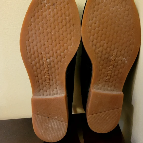 Shoes - Picture 5 of 7